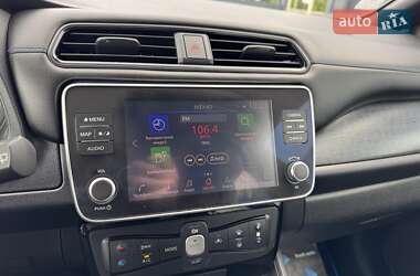 Хетчбек Nissan Leaf 2019 в 