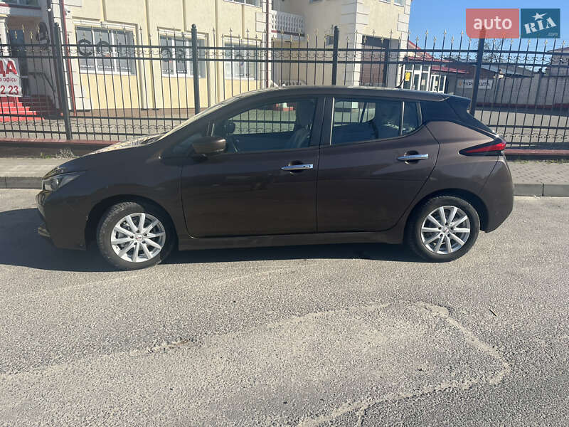 Хетчбек Nissan Leaf 2021 в Бродах