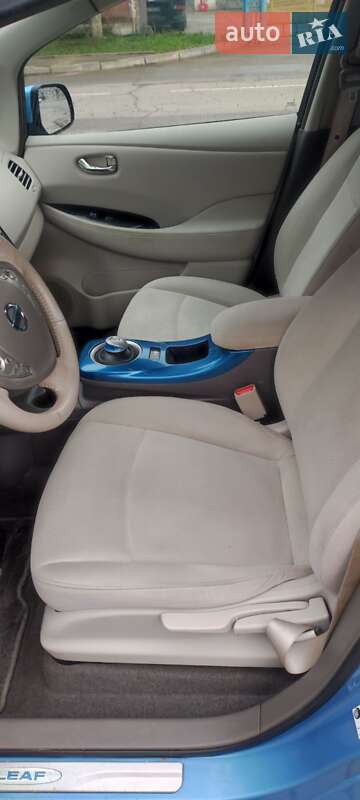 Хэтчбек Nissan Leaf 2013 в Ивано-Франковске фото 15 Хэтчбек Nissan Leaf 2013 в Ивано-Франковске