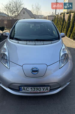 Хэтчбек Nissan Leaf 2016 в Луцке