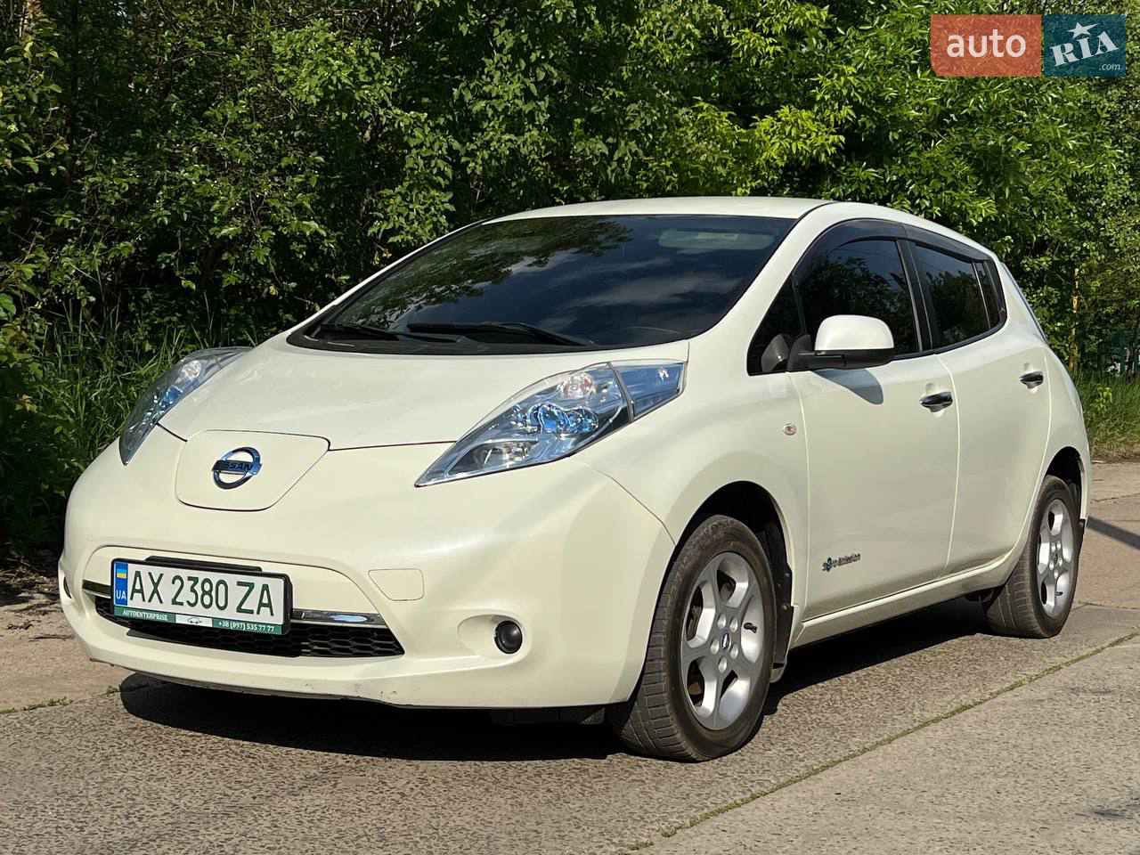 2012 Nissan Leaf - мініатюра 17