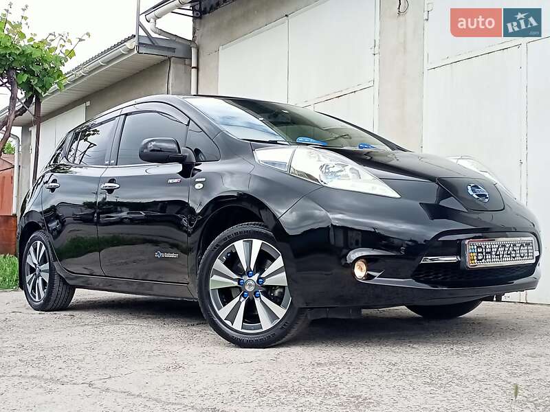 Хэтчбек Nissan Leaf 2016 в Одессе
