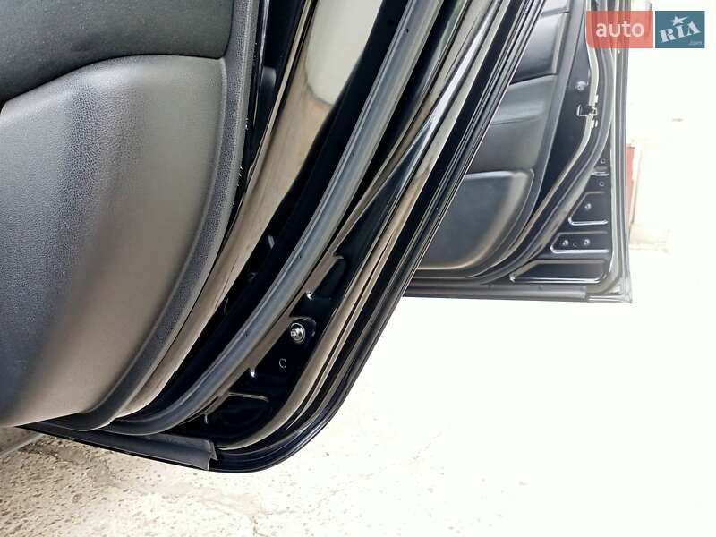 Хэтчбек Nissan Leaf 2016 в Одессе