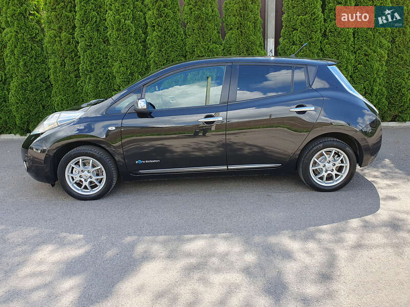 Хетчбек Nissan Leaf 2014 в Горі