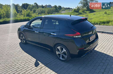 Хетчбек Nissan Leaf 2019 в 
