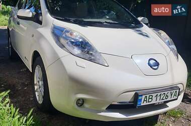Хэтчбек Nissan Leaf 2012 в Виннице