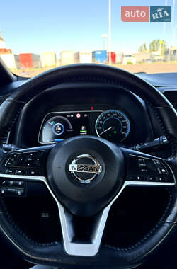 Хэтчбек Nissan Leaf 2021 в 