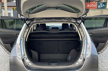 Хэтчбек Nissan Leaf 2014 в 