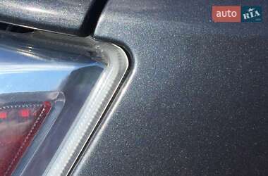 Хэтчбек Nissan Leaf 2013 в 