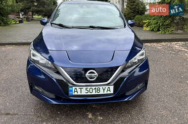 Хэтчбек Nissan Leaf 2018 в 