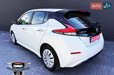 Хэтчбек Nissan Leaf 2021 в 