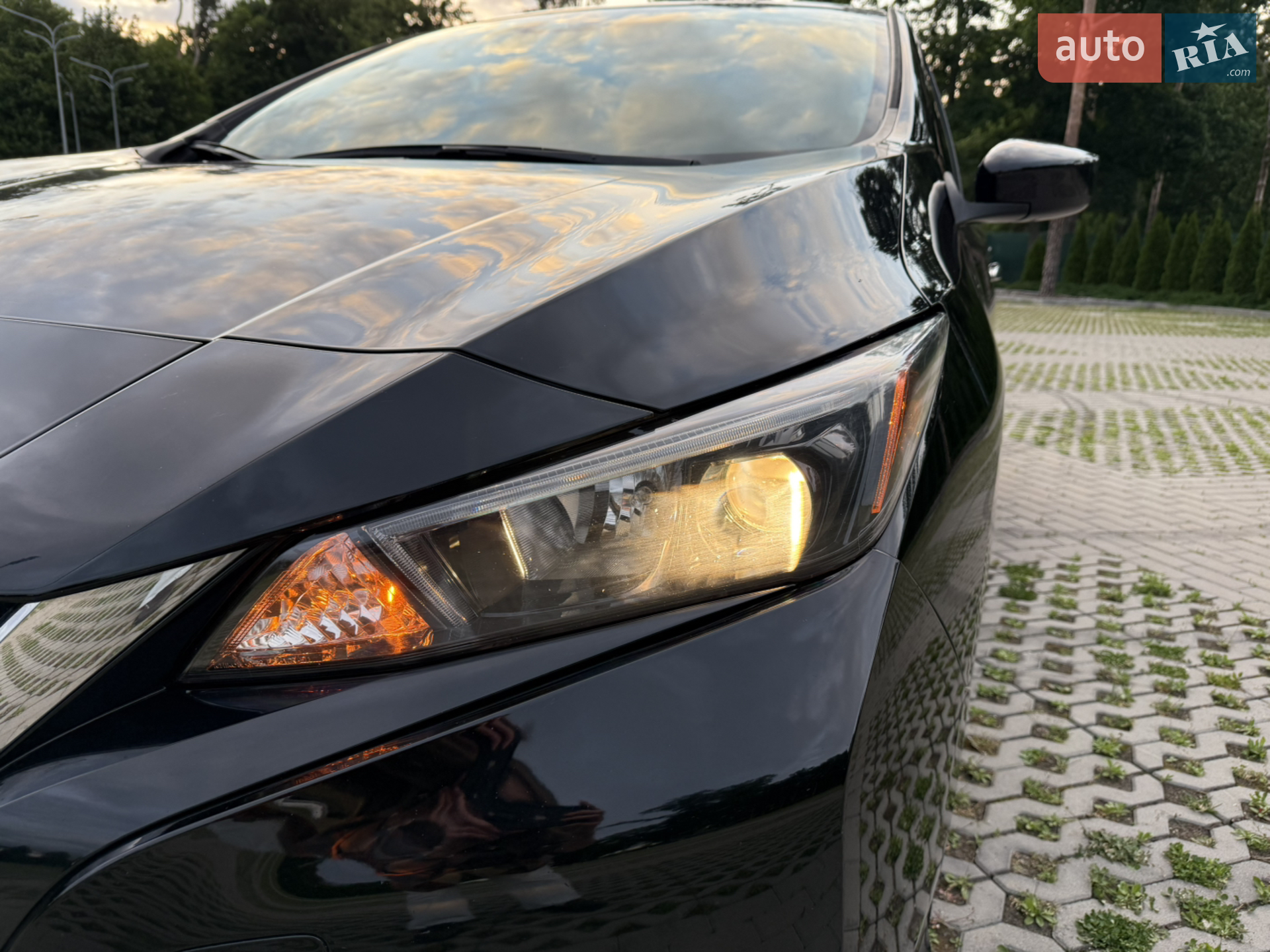2020 Nissan Leaf - мініатюра 3