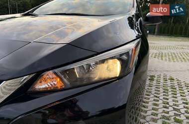 Хетчбек Nissan Leaf 2020 в 