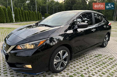 Хетчбек Nissan Leaf 2020 в 