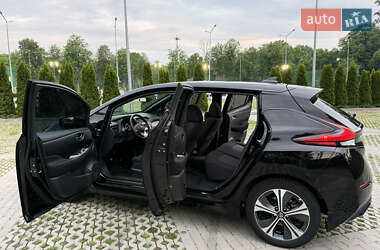 Хетчбек Nissan Leaf 2020 в 