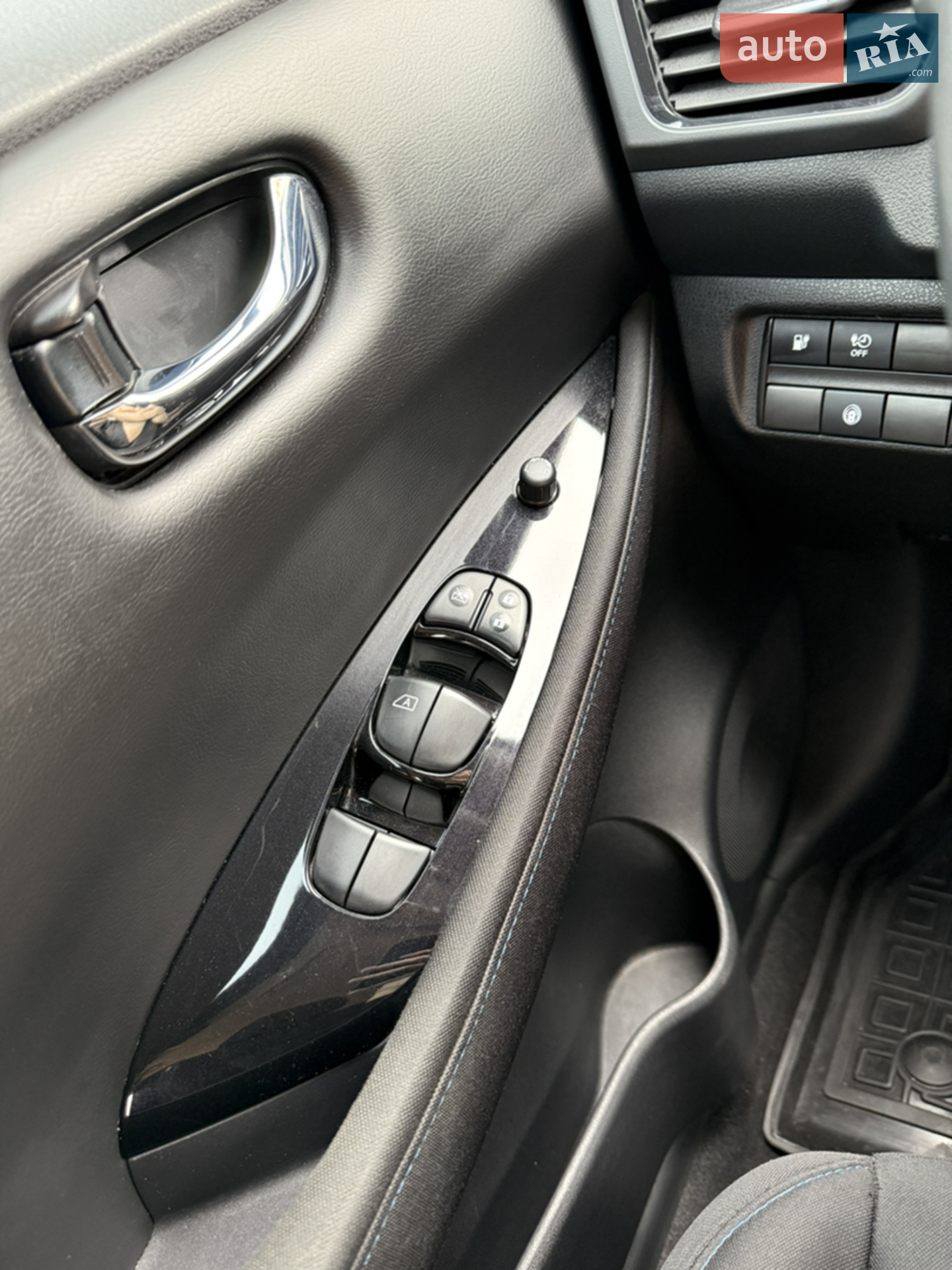 2020 Nissan Leaf - мініатюра 48