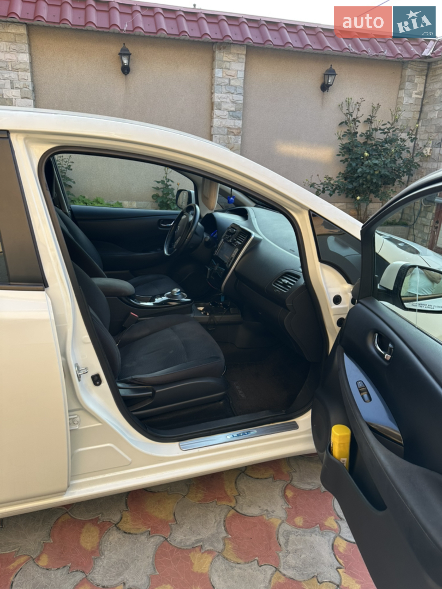 2015 Nissan Leaf - мініатюра 8