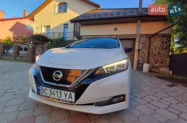 Хэтчбек Nissan Leaf 2018 в 