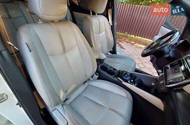 Хэтчбек Nissan Leaf 2018 в 
