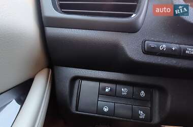 Хэтчбек Nissan Leaf 2018 в 