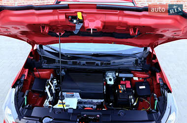 Хетчбек Nissan Leaf 2020 в 