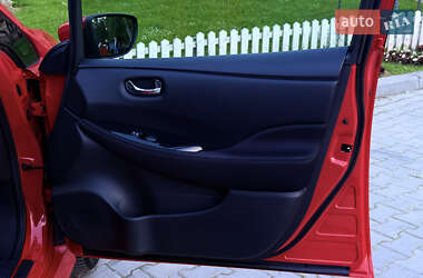 Хетчбек Nissan Leaf 2020 в 