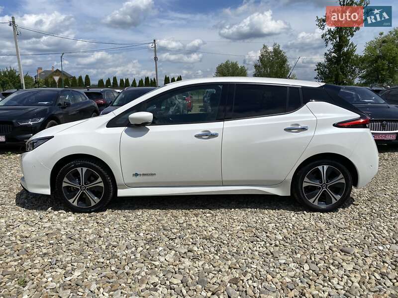 Хэтчбек Nissan Leaf 2020 в Львове