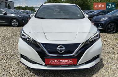 Хэтчбек Nissan Leaf 2020 в 