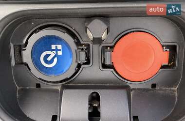 Хэтчбек Nissan Leaf 2020 в 