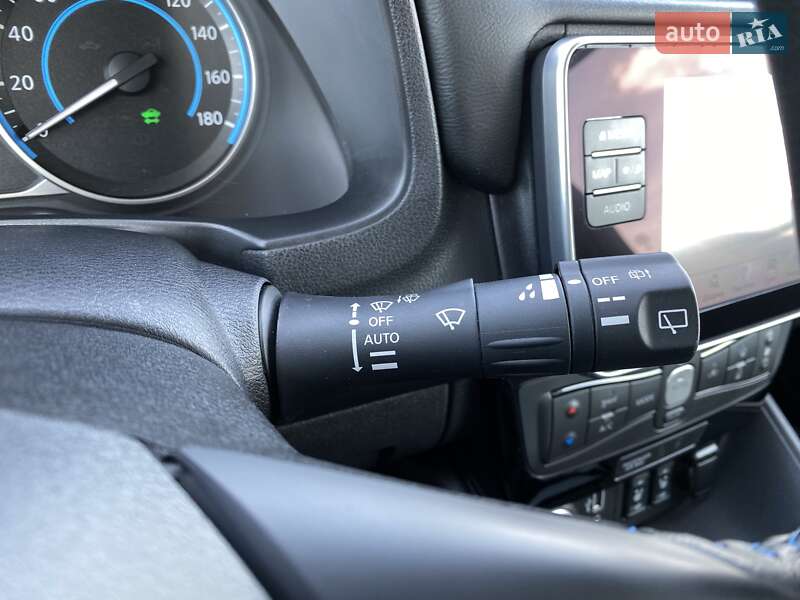 Хэтчбек Nissan Leaf 2020 в Львове