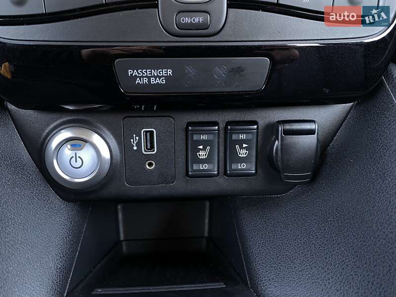 Хэтчбек Nissan Leaf 2020 в Львове