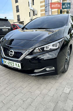 Хэтчбек Nissan Leaf 2020 в Ровно
