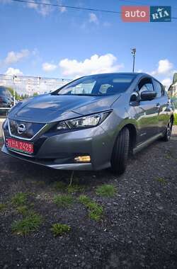 Хэтчбек Nissan Leaf 2018 в Луцке