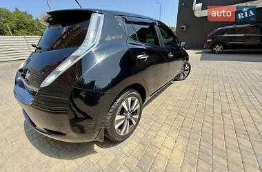 Хэтчбек Nissan Leaf 2014 в 