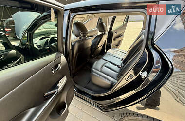 Хэтчбек Nissan Leaf 2014 в 