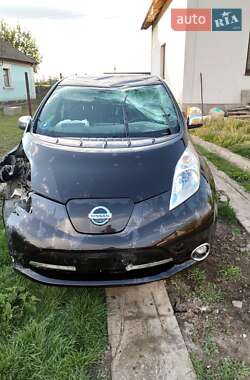 Хетчбек Nissan Leaf 2014 в Вінниці