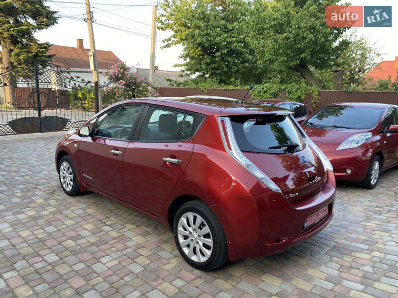 Хетчбек Nissan Leaf 2014 в Чернівцях фото 4 Хетчбек Nissan Leaf 2014 в Чернівцях