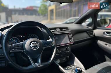 Хэтчбек Nissan Leaf 2022 в Киеве