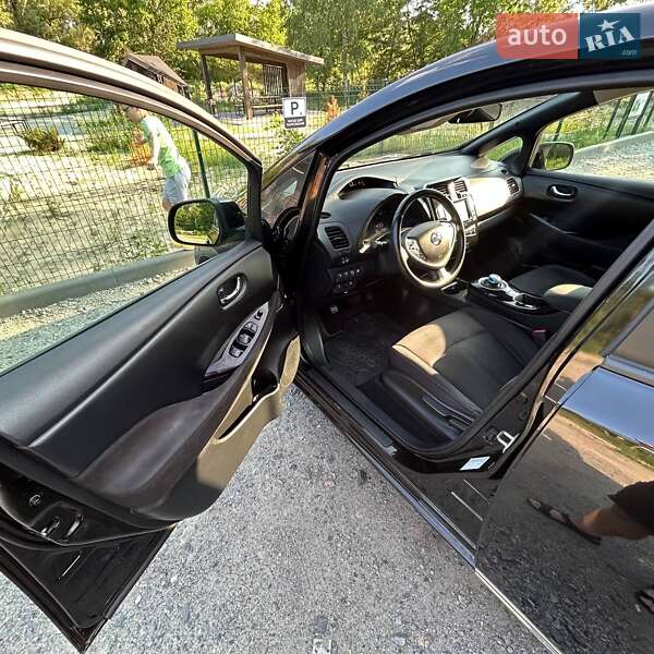 Хэтчбек Nissan Leaf 2014 в Днепре