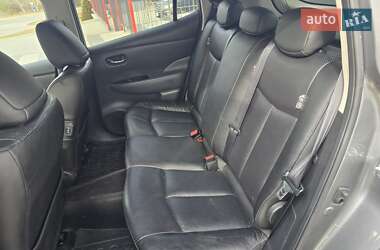 Хетчбек Nissan Leaf 2013 в 