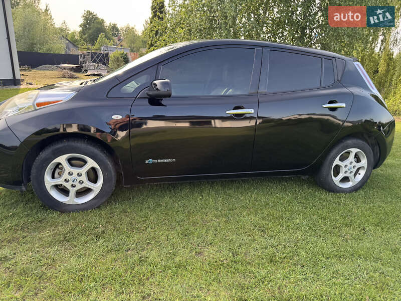 Хэтчбек Nissan Leaf 2012 в Ковеле фото 23 Хэтчбек Nissan Leaf 2012 в Ковеле