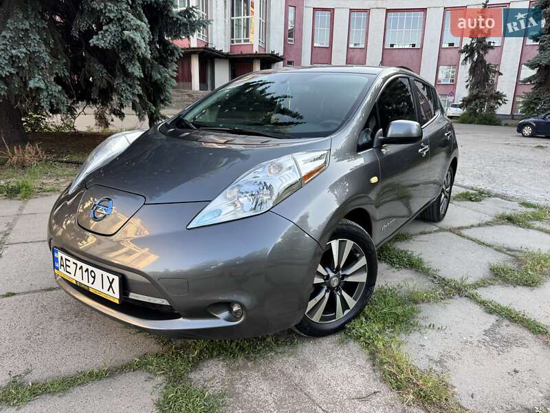 Nissan Leaf 2015