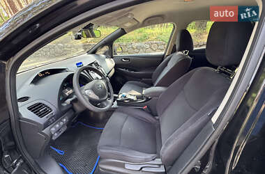 Хэтчбек Nissan Leaf 2014 в 