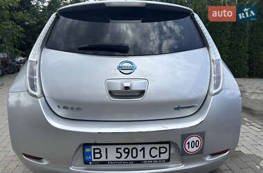 Хэтчбек Nissan Leaf 2014 в 