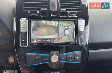 Хэтчбек Nissan Leaf 2014 в 