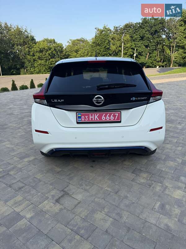 Хэтчбек Nissan Leaf 2019 в Долине