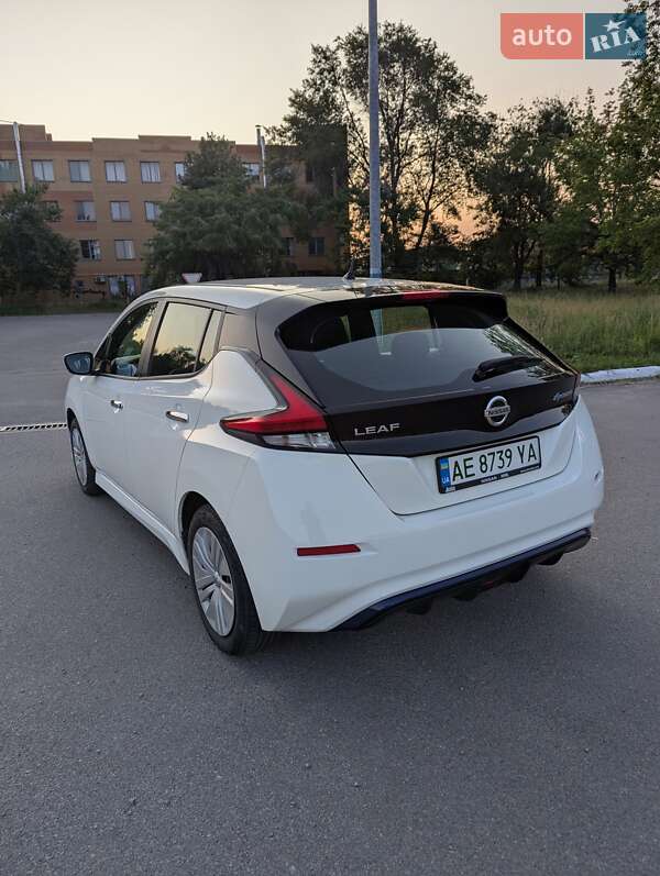 Хетчбек Nissan Leaf 2021 в Дніпрі