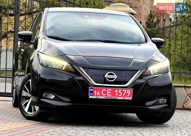 Хэтчбек Nissan Leaf 2020 в Днепре
