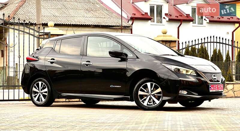 Хэтчбек Nissan Leaf 2020 в Днепре