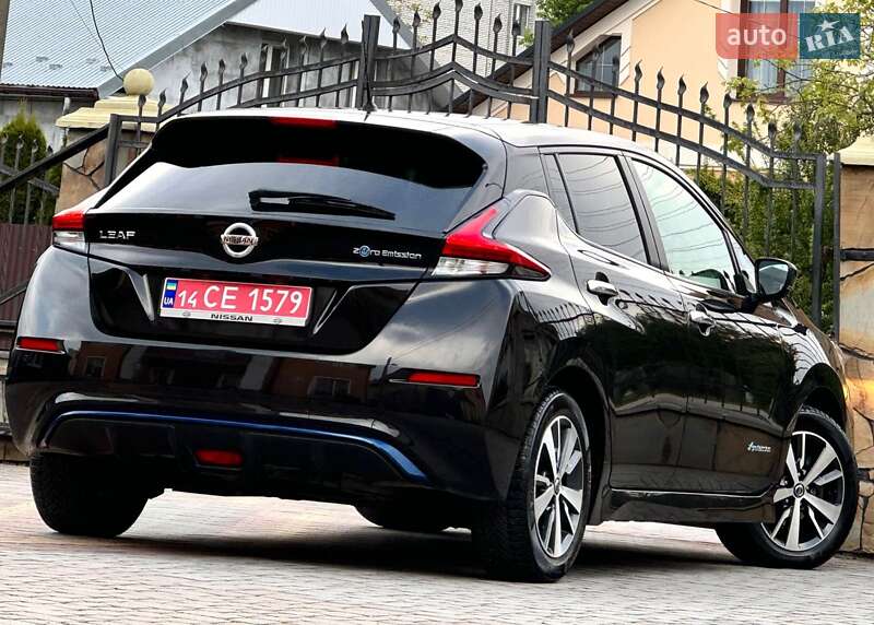 Хэтчбек Nissan Leaf 2020 в Днепре